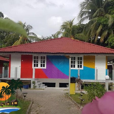 Global Ikhwan Resort クア エクステリア 写真