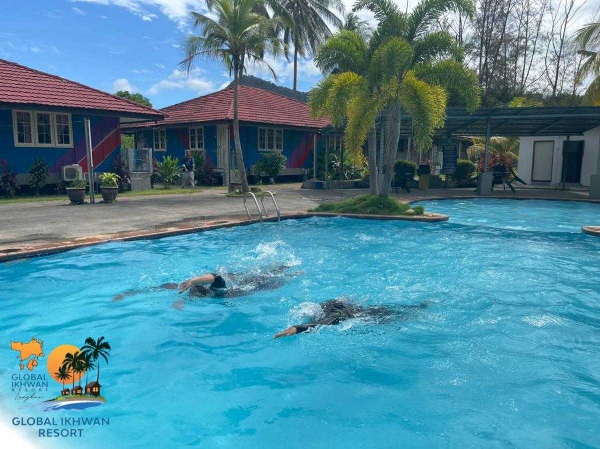 Global Ikhwan Resort クア エクステリア 写真