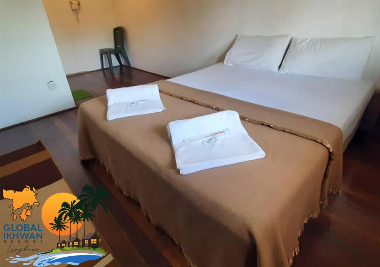 Global Ikhwan Resort クア エクステリア 写真